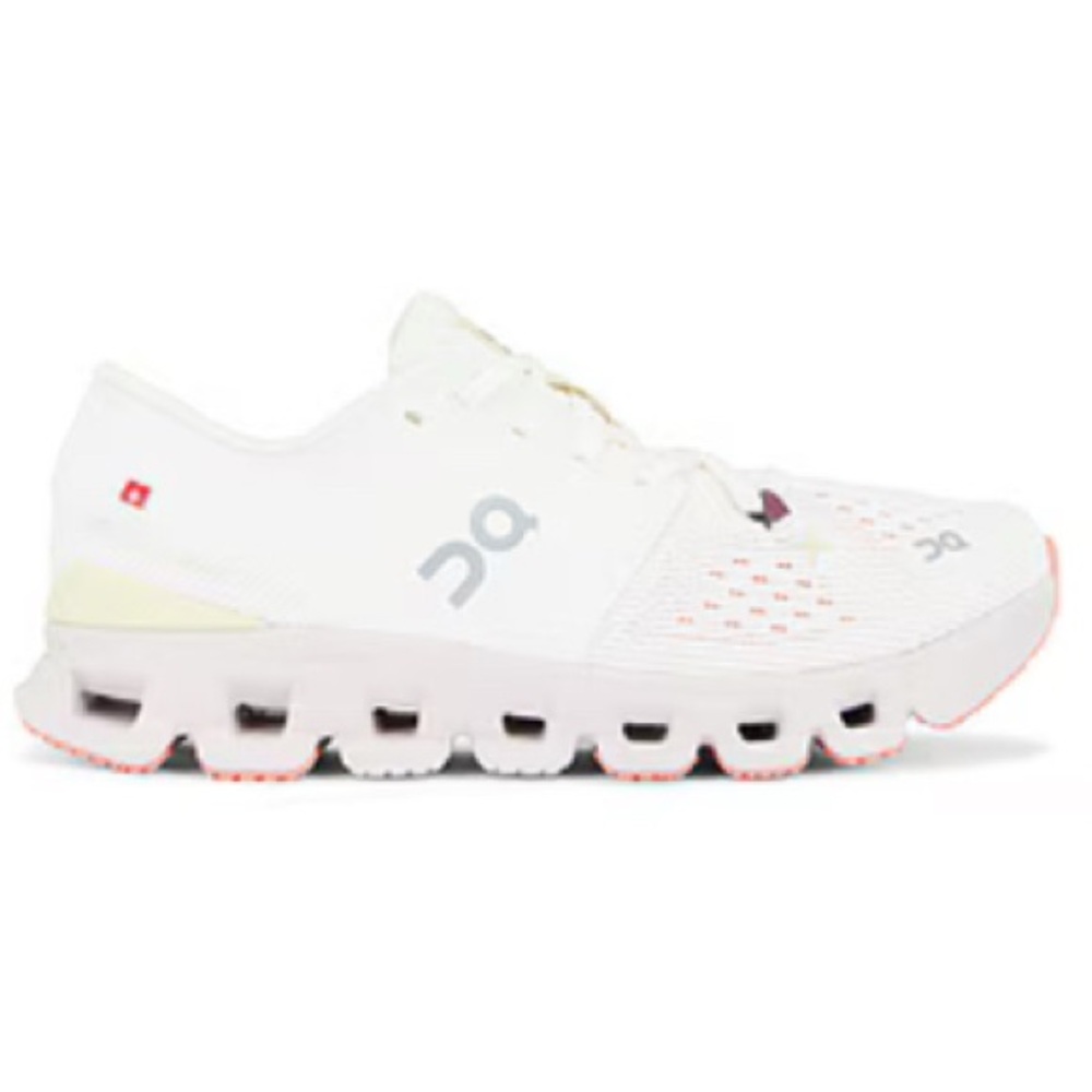 Cloud X 4 Sneaker in Ivory & Sand
ON running